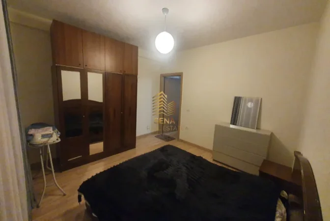 Tirane, jepet me qera apartament 1+1 Kati 1, 62 m² 450 € (Selite)