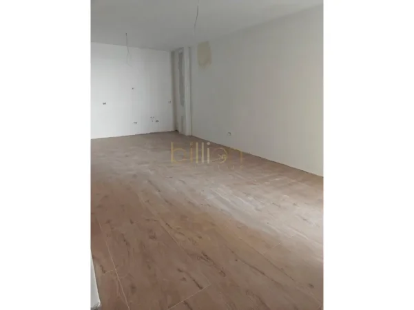 Shengjin, shitet 2+1 , 84 m² 170.000 € (Kune)