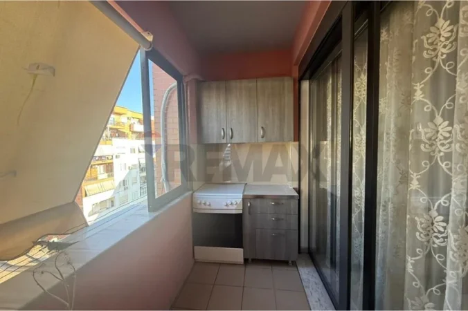 Tirane, jepet me qera 1+1+Ballkon , 74 m² 460 € (Mikel murani)