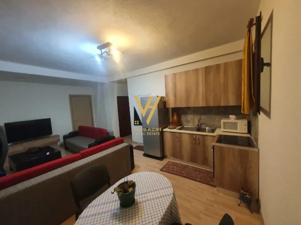Tirane, jepet me qera apartament 1+1+Ballkon Kati 1, 62 m² 420 € (SELITE)