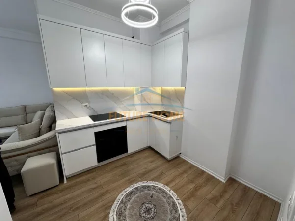 Tirane, shitet apartament 2+1 Kati 8, 81 m² 145.000 € (RRETHI I ASTIRIT)