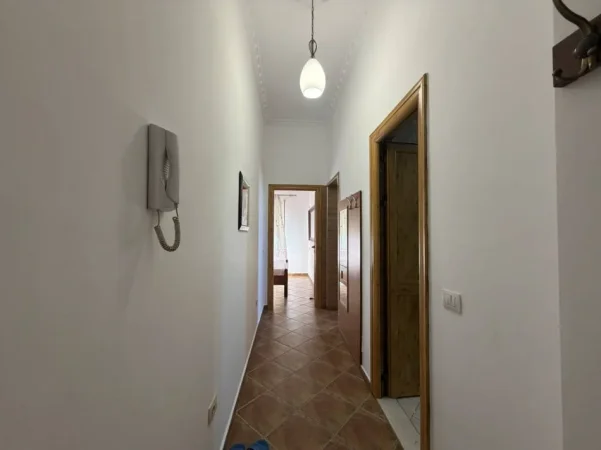 Tirane, jepet me qera apartament 1+1+Ballkon Kati 6, 60 m² 600 € (Blloku i Ambasadave, Tirane)