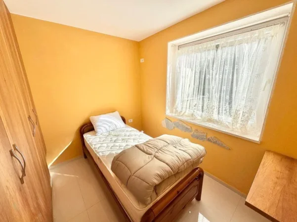 Tirane, jepet me qera apartament 2+1 Kati 2, 95 m² 750 € (Sheshi Willson)
