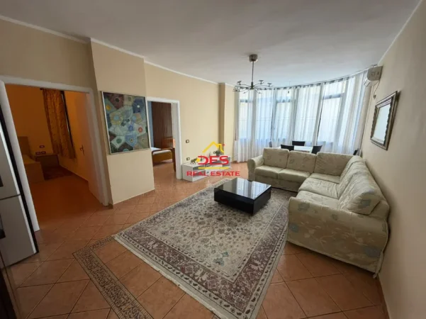Vlore, shitet apartament 2+1+Ballkon Kati 3, 79 m² 142.000 € (Bulevardi Vlorë Skelë)