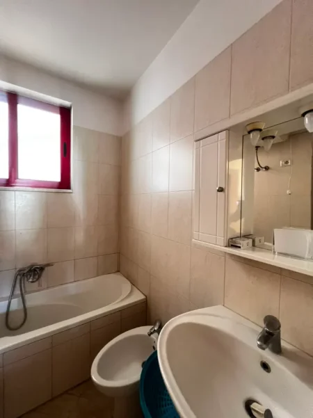 Durres, shitet 2+1+Ballkon Kati 8, 113 m² 275.000 € (Vollga,Durres)