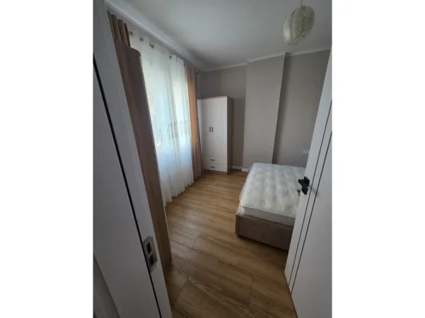 Tirane, jepet me qera apartament 2+1 Kati 6, 64 m² 600 € (5 MAJ)