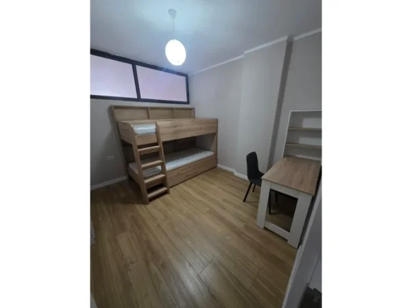 Tirane, jepet me qera apartament 2+1 Kati 6, 64 m² 600 € (5 MAJ)