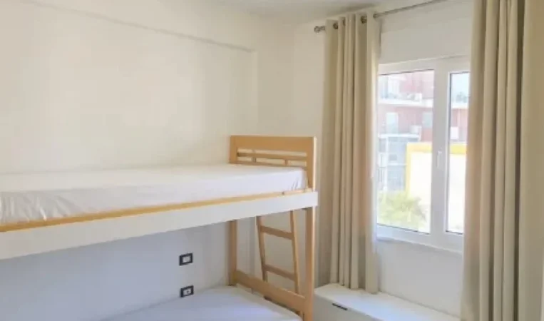Tirane, shitet apartament 3+1 Kati 5, 110 m² 280.000 € 