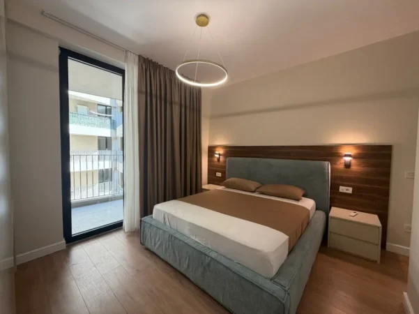 Tirane, jepet me qera apartament 2+1 Kati 9, 116 m²  (Golden Tower Residence)