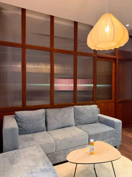 Tirane, jepet me qera apartament 1+1 , (Qender, 9Kateshet)