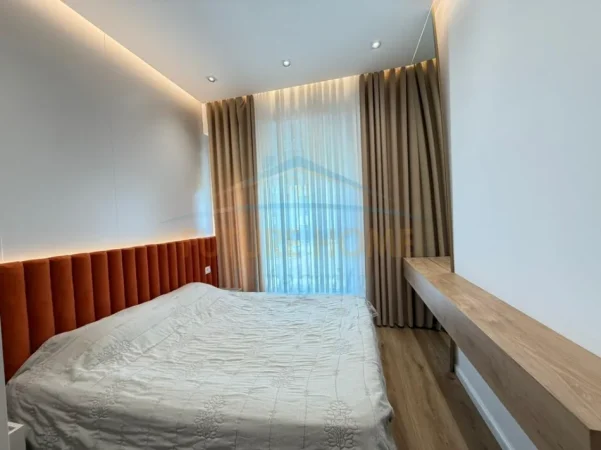 Shqiperi, jap me qera apartament 1+1 Kati 3, 45 m² 400 € 