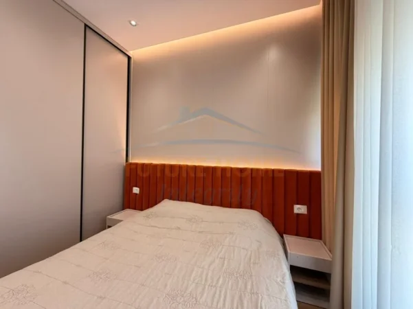 Shqiperi, jap me qera apartament 1+1 Kati 3, 45 m² 400 € 