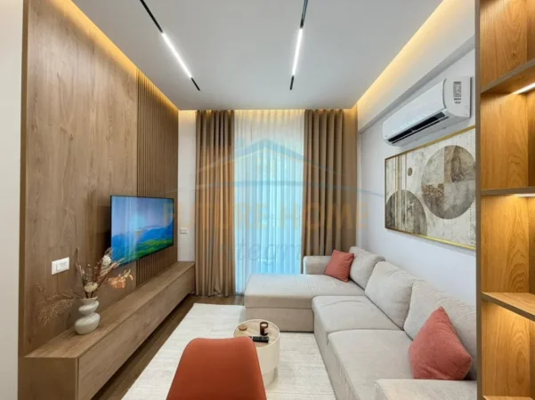 Shqiperi, jap me qera apartament 1+1 Kati 3, 45 m² 400 € 
