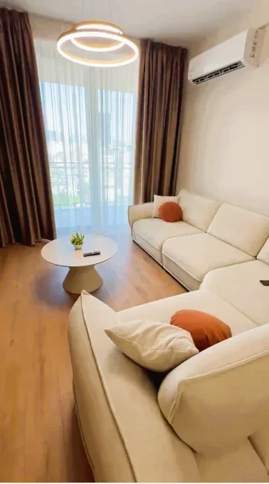 Tirane, jepet me qera apartament 2+1+Aneks+Ballkon Kati 4, 120 m² 1.150 € (Golden Tower Residence)