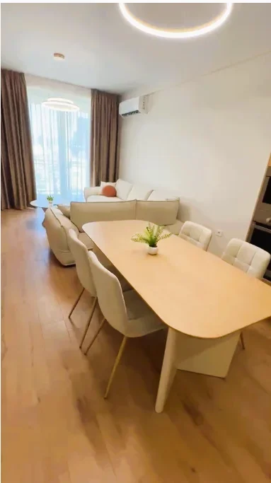 Tirane, jepet me qera apartament 2+1+Aneks+Ballkon Kati 4, 120 m² 1.150 € (Golden Tower Residence)