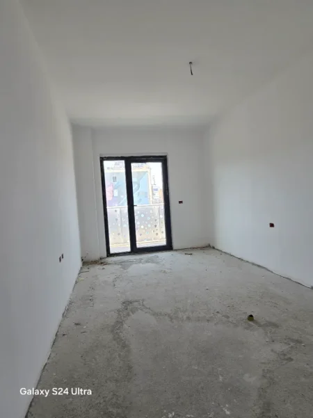 Tirane, shitet apartament 3+1 , 151 m² 350.000 € (Bulevardi Gjergj Fishta)