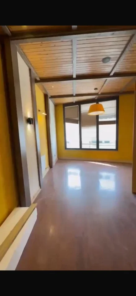 Tirane, jepet me qera ambjent biznesi Kati 2, 100 m² 1.000 € (DON BOSKO)