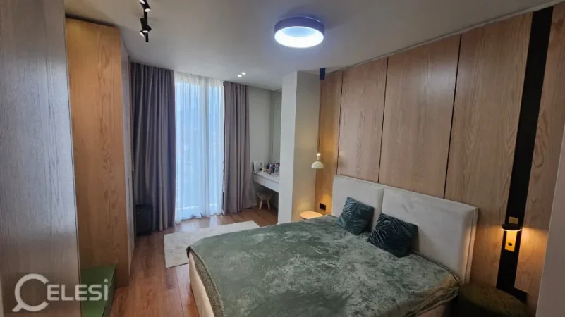 Tirane, jepet me qera apartament 1+1+Ballkon Kati 10, 75 m² 850 € (MINE PEZA)