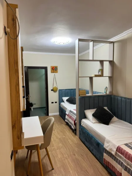 Tirane, jepet me qera apartament 2+1 Kati 6, 96 m² 15.000 € (Rruga Sheh Ahmet Pazari)