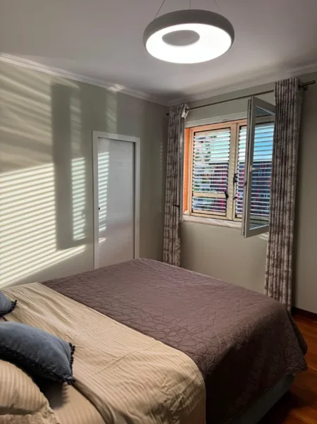 Tirane, jepet me qera apartament 2+1 Kati 6, 96 m² 15.000 € (Rruga Sheh Ahmet Pazari)