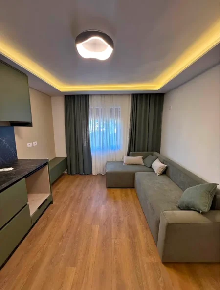 Tirane, shitet apartament 3+1 , 123 m² 327.000 € (123)