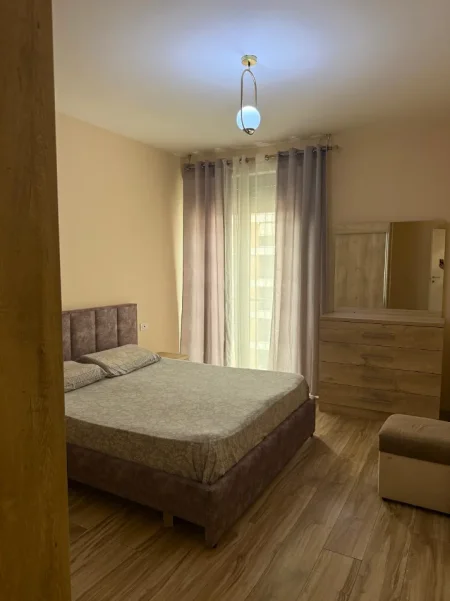 Tirane, jepet me qera apartament 2+1+Ballkon Kati 6, 86 m² 750 € (DON BOSKO)