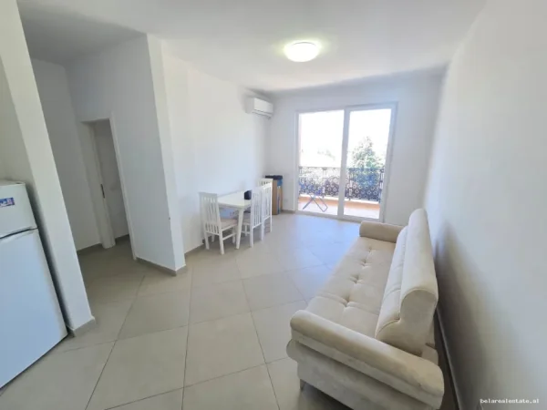 Tirane, jepet me qera apartament 1+1 Kati 2, 73 m² 500 € (rruga e dibres)