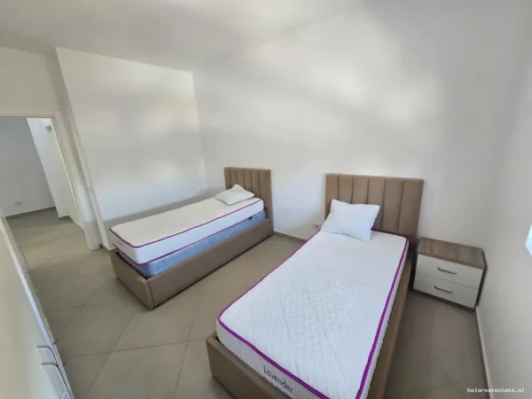 Tirane, jepet me qera apartament 1+1 Kati 2, 73 m² 500 € (rruga e dibres)
