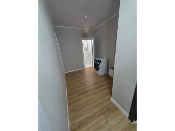 Tirane, jepet me qera apartament 2+1 Kati 6, 64 m² 600 € (RRUGA 5 MAJI , Prane Concord Center)