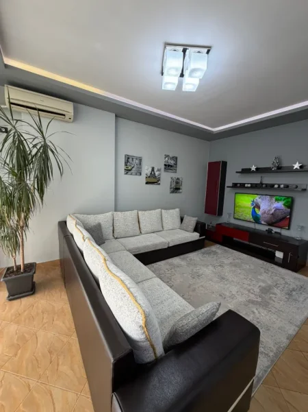 Tirane, jepet me qera apartament 2+1 Kati 5, 115 m² (ASTIR)
