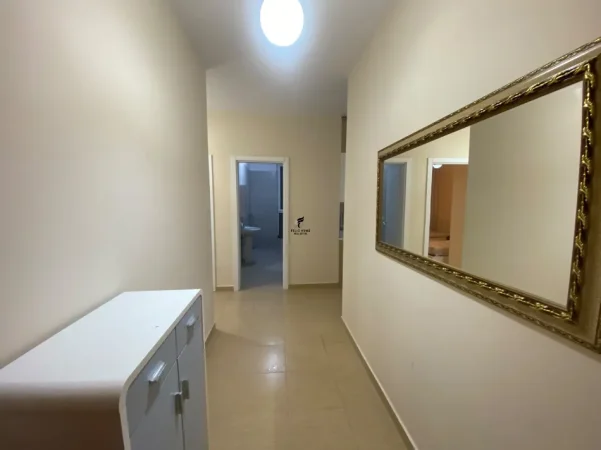 Tirane, jepet me qera apartament 2+1 Kati 4, 120 m² 600 € (BULEVARDI I RI)