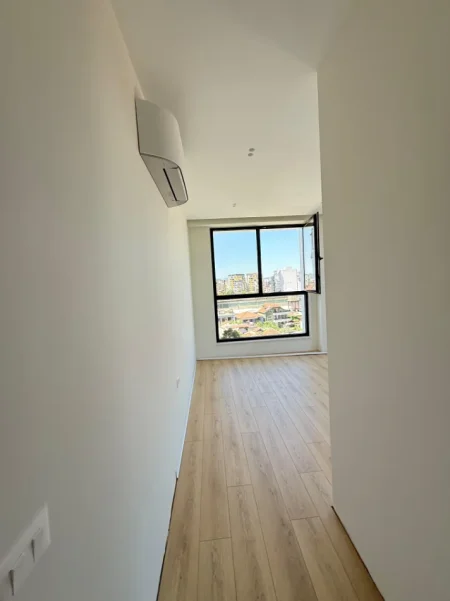 Tirane, shitet apartament 2+1+Ballkon Kati 6, 105 m² 250.000 € (Rruga Jordan Misja)