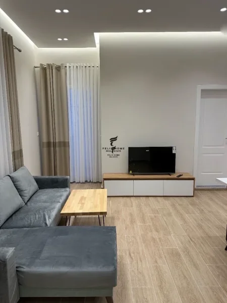 Tirane, jepet me qera apartament 2+1 Kati 1, 80 m² 600 € (DON BOSKO)
