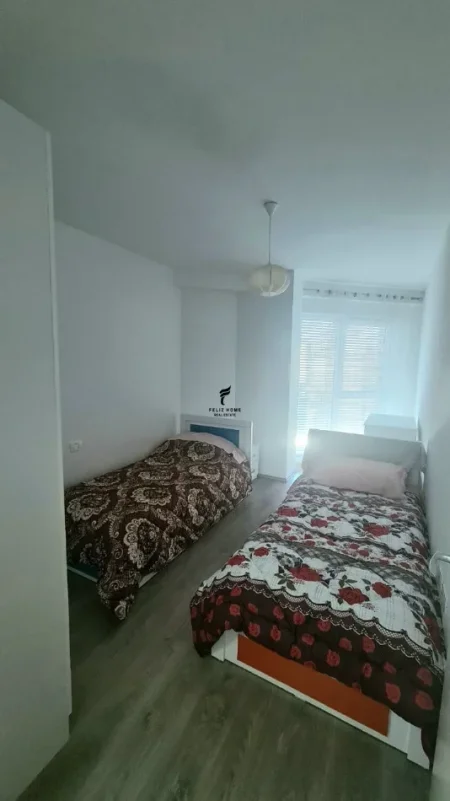 Tirane, jepet me qera apartament 2+1 Kati 5, 100 m² 500 € (SIRI KODRA)