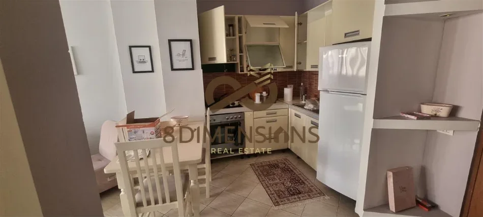 Jepet me qera Apartament 1+1 ne Selvi prane rruges 4 Deshmoret (D8241A-223)