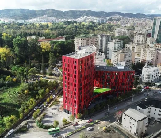 Jepet me Qera Apartament 2+1 tek Rruga e Elbasanit,  600 Euro