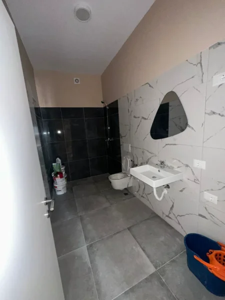 Tirane, shitet apartament 1+1+Ballkon Kati 3, 93 m² 149.712 € (Tirana Porta e Re Residence, Sauk i Vjetër)