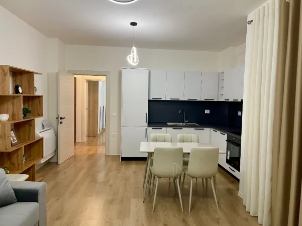 Tirane, jepet me qera apartament 1+1+Aneks+Ballkon Kati 2, 67 m² 450 € (paskuqan)