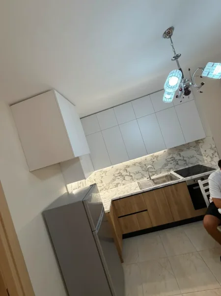 Shqiperi, shitet apartament 2+1 Kati 2, 67 m² 125.000 € (unaza e re)