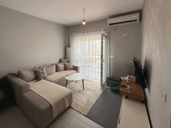Tirane, shitet apartament 1+1 Kati 6, 75 m² 202.000 € (selvia)