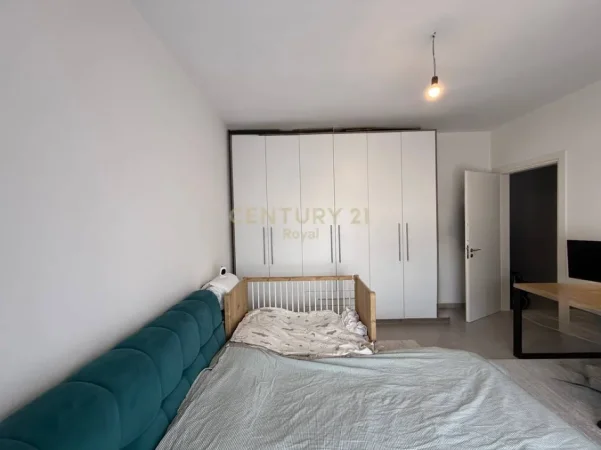 Tirane, shitet apartament 1+1 Kati 6, 75 m² 202.000 € (selvia)