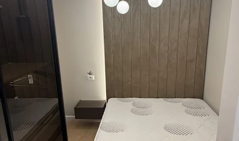 Tirane, jepet me qera apartament 1+1 Kati 2, 40 m² 500 € 