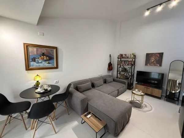 Tirane, shitet apartament 1+1 , 64 m² 99.000 € (Fresk)