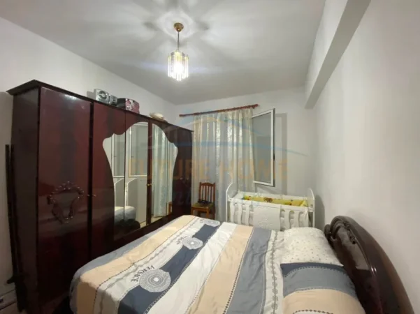 Shitet, Shtëpi Private, Sauk, Tiranë. 0696069906