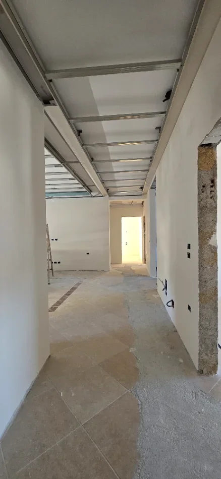 Tirane, shitet apartament 3+1+Ballkon Kati 3, 127 m² 220.000 € 