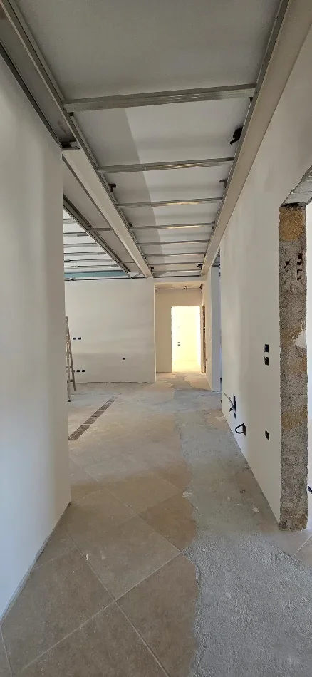 Tirane, shitet apartament 3+1+Ballkon Kati 3, 127 m² 220.000 € 