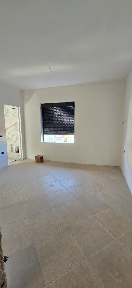 Tirane, shitet apartament 3+1+Ballkon Kati 3, 127 m² 220.000 € 