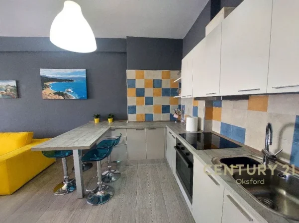Vlore, shes apartament 1+1 Kati 8, 105.000 €