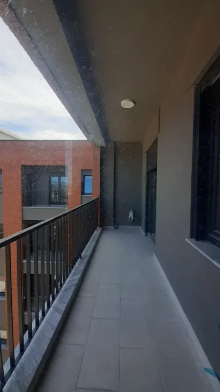 Tirane, shitet apartament 1+1 Kati 8, 6.500.000 € 