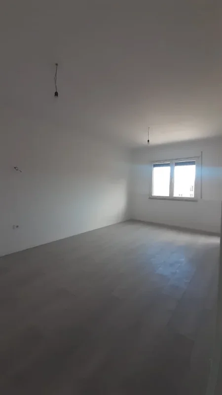 Tirane, shitet apartament 1+1 Kati 8, 6.500.000 € 